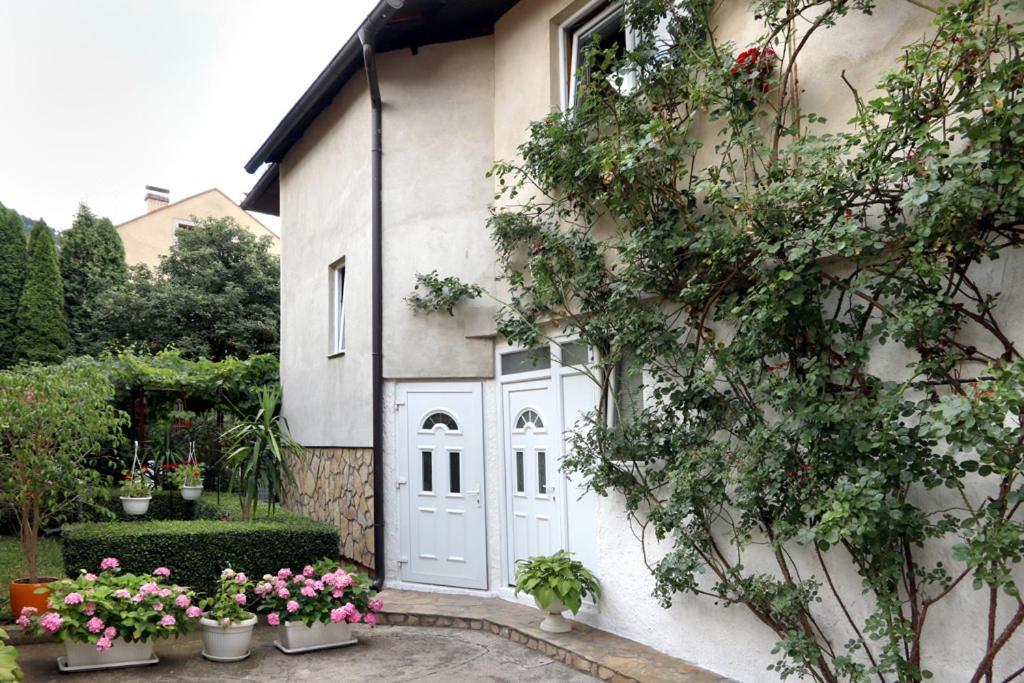 Modern&Cozy Bosnian House With Garden+Free Parking Hotell Sarajevo Eksteriør bilde