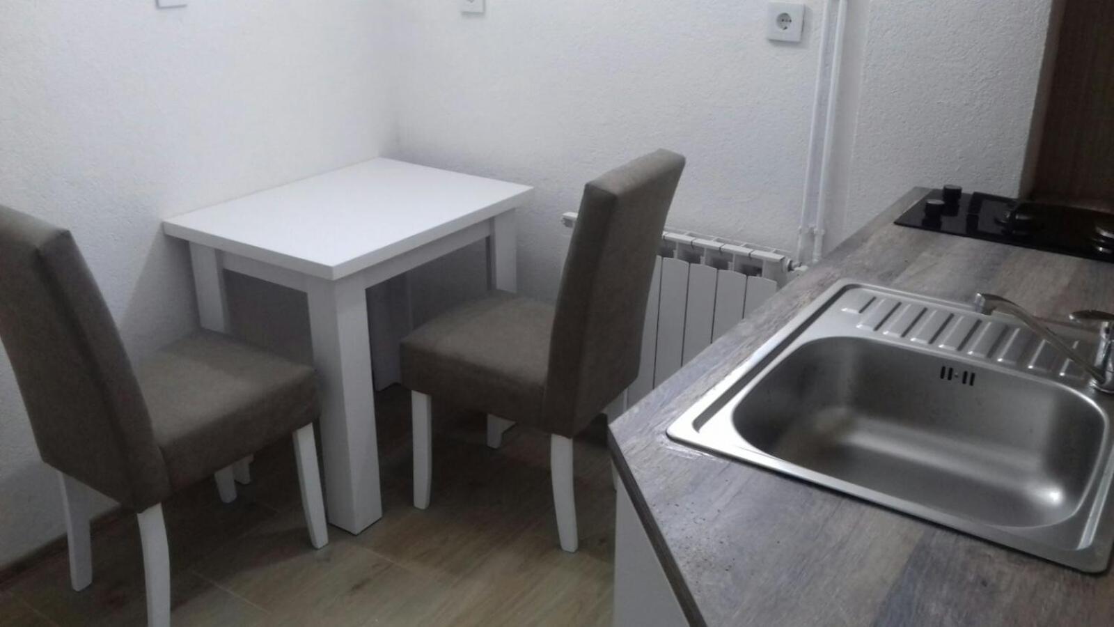Modern&Cozy Bosnian House With Garden+Free Parking Hotell Sarajevo Eksteriør bilde